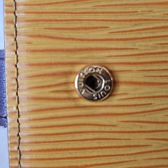 Authentic Louis Vuitton Epi Agenda PM Yellow with Purple Interior - Picture 10 of 12